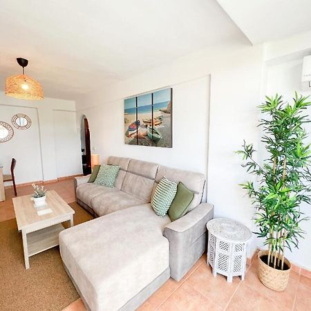 Spacious Apartment In The Center Of Torremolinos Exterior photo