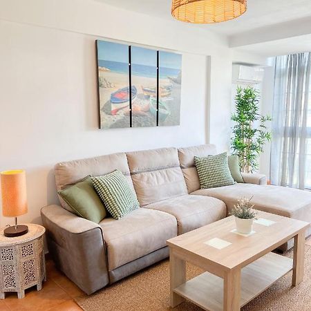 Spacious Apartment In The Center Of Torremolinos Exterior photo