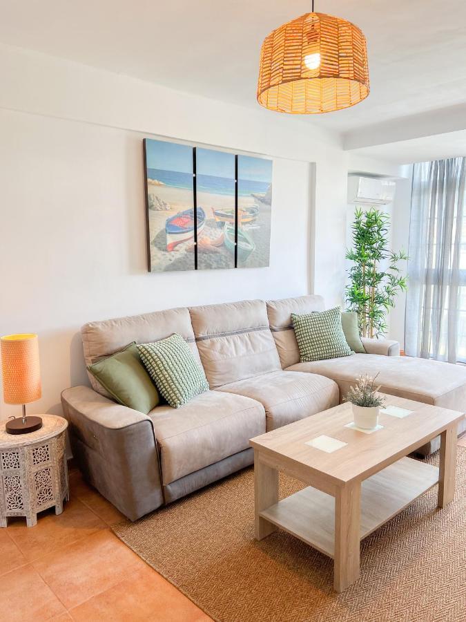 Spacious Apartment In The Center Of Torremolinos Exterior photo