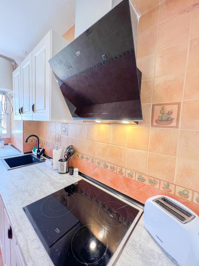 Spacious Apartment In The Center Of Torremolinos Exterior photo