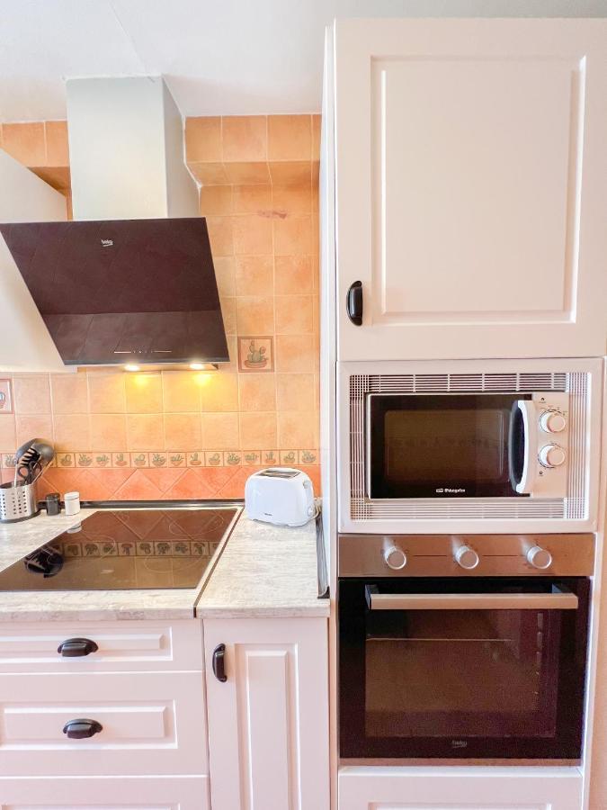 Spacious Apartment In The Center Of Torremolinos Exterior photo